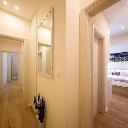 Апартаменти Ventum Задар